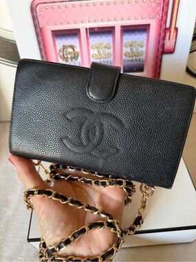 CHANEL Timeless Black Caviar Leather CC Logo Wallet
